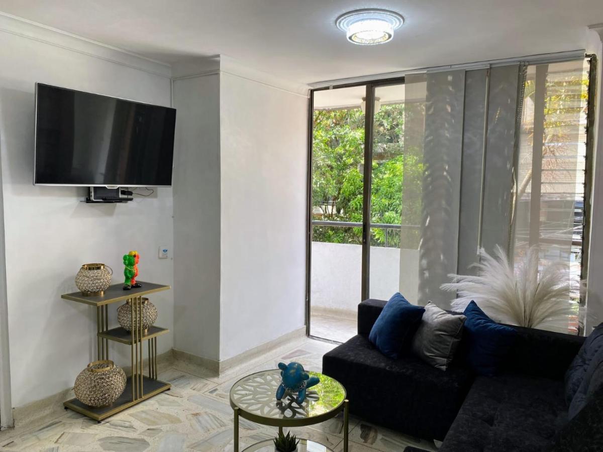 Apartamento Apartamento Con Excelente Ubicacion Medellín Exterior foto